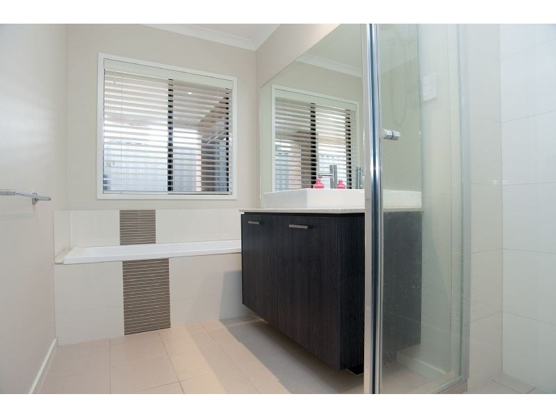 53 Ben Loman Circuit, Craigieburn VIC 3064