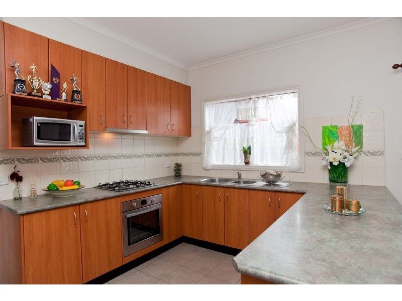 140 Malcolm Creek Parade, Craigieburn VIC 3064