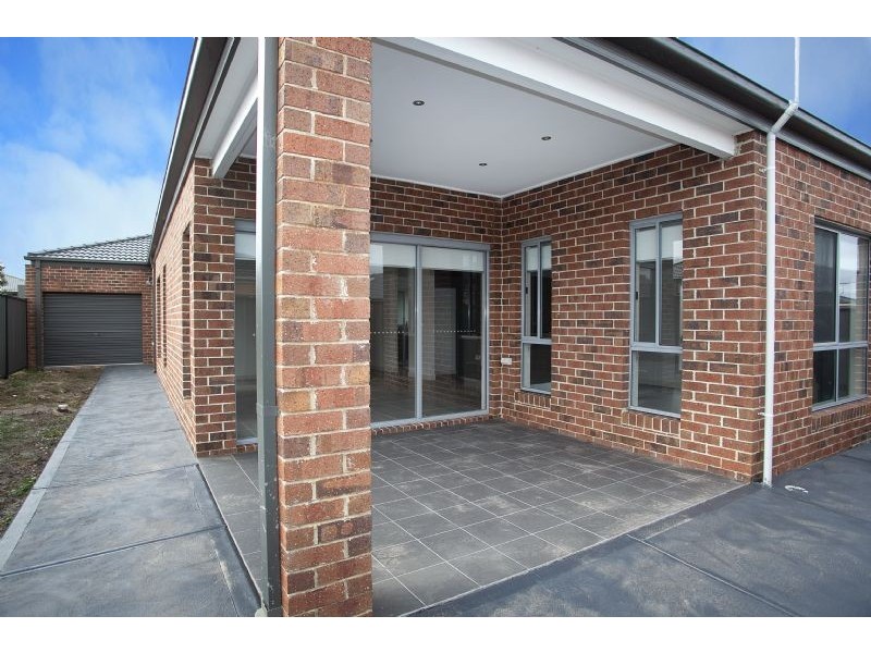 87 Huntington Drive, Craigieburn VIC 3064