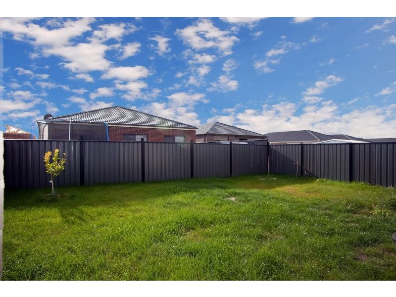 20 Hennessy Street, Craigieburn VIC 3064
