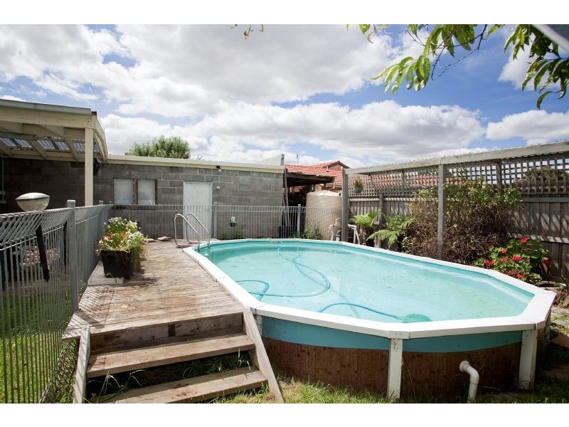 79 Wattleglen Street, Craigieburn VIC 3064