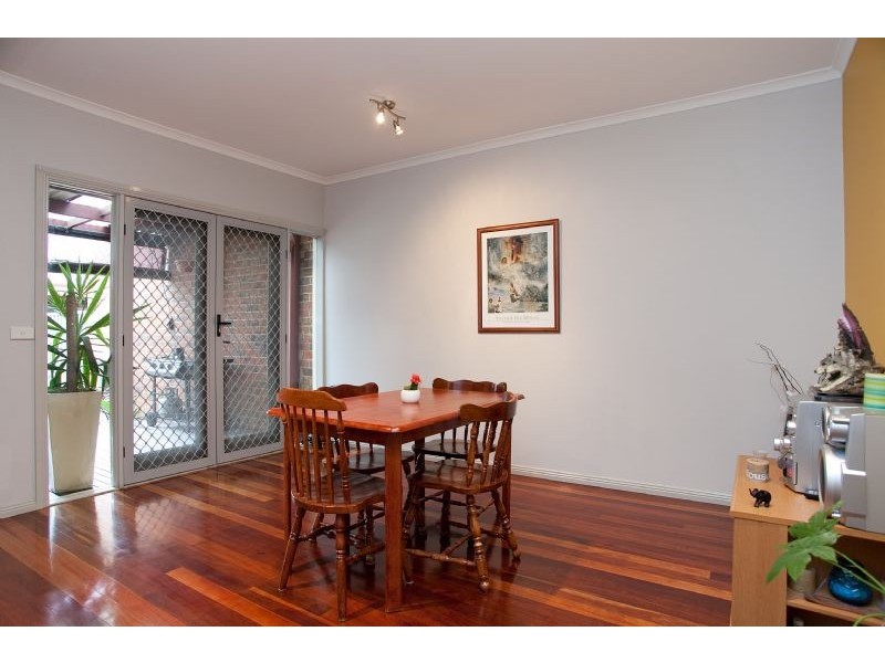 11 Meadowbank Lane, Craigieburn VIC 3064