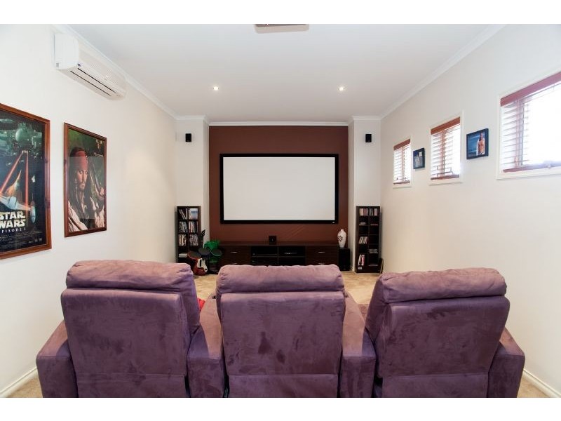 21 Earlston Place, Craigieburn VIC 3064