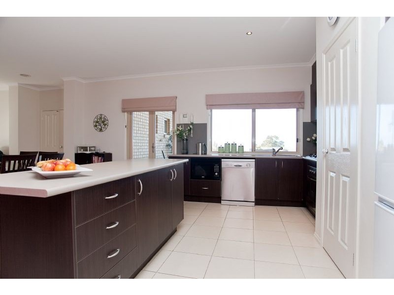 21 Earlston Place, Craigieburn VIC 3064