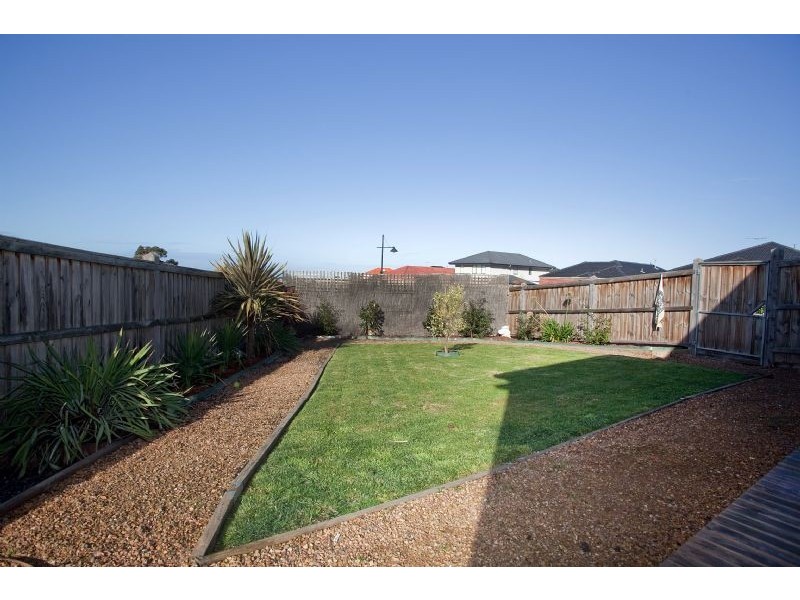 21 Earlston Place, Craigieburn VIC 3064