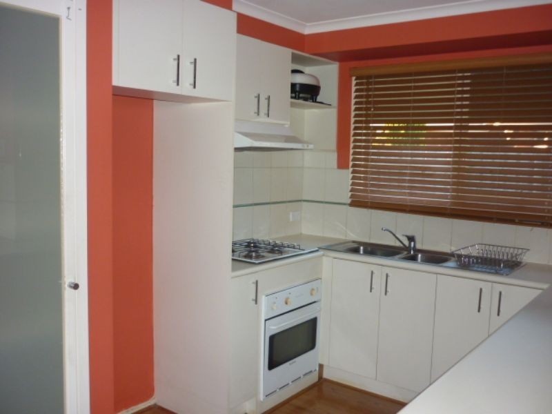 4 Medstead Court, Craigieburn VIC 3064