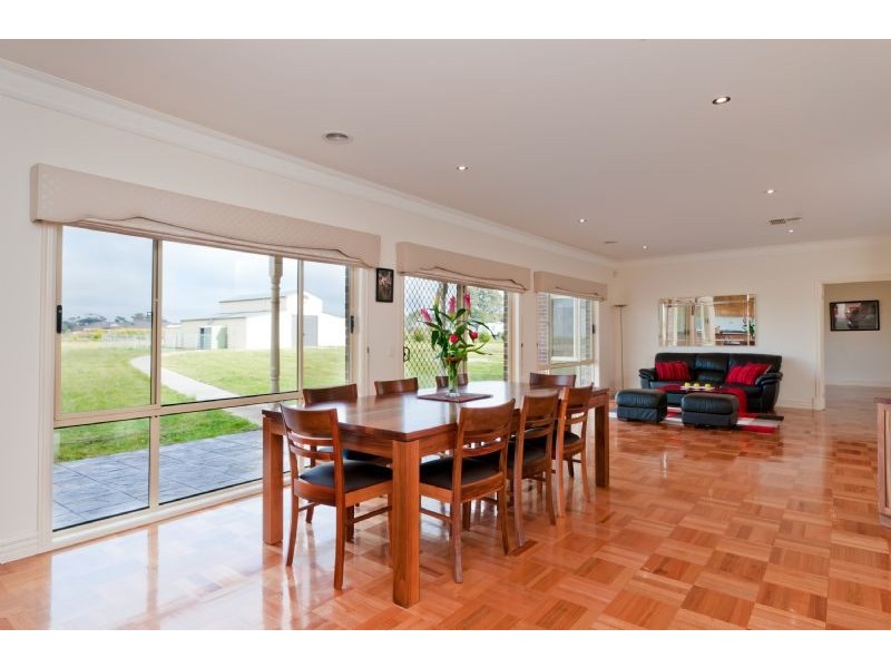40 Cranesbill Lane, Mickleham VIC 3064