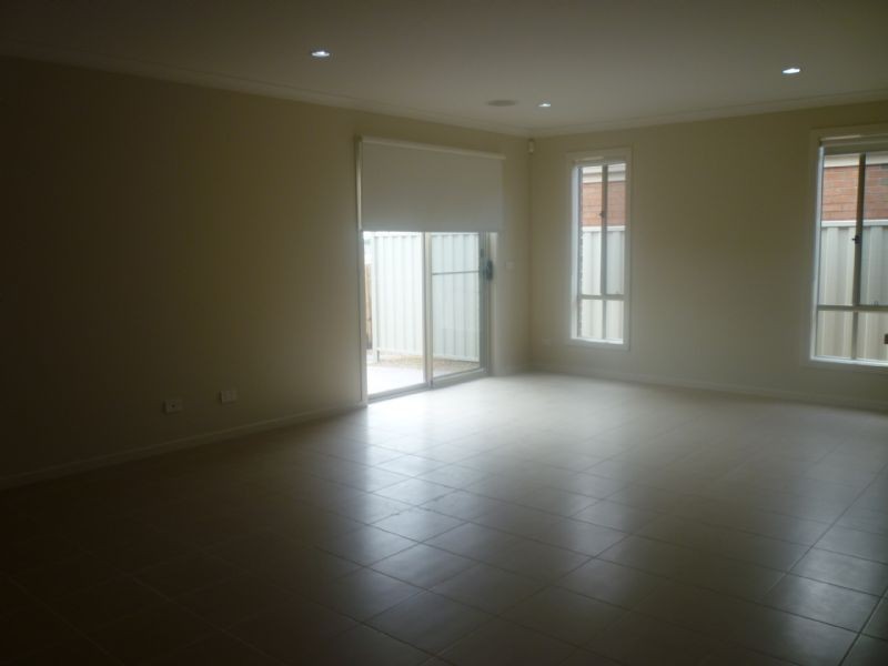 6 Cable Circuit, Craigieburn VIC 3064