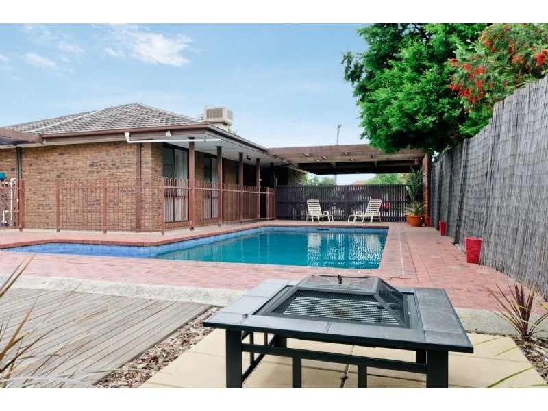 7 Ipswich Place, Craigieburn VIC 3064