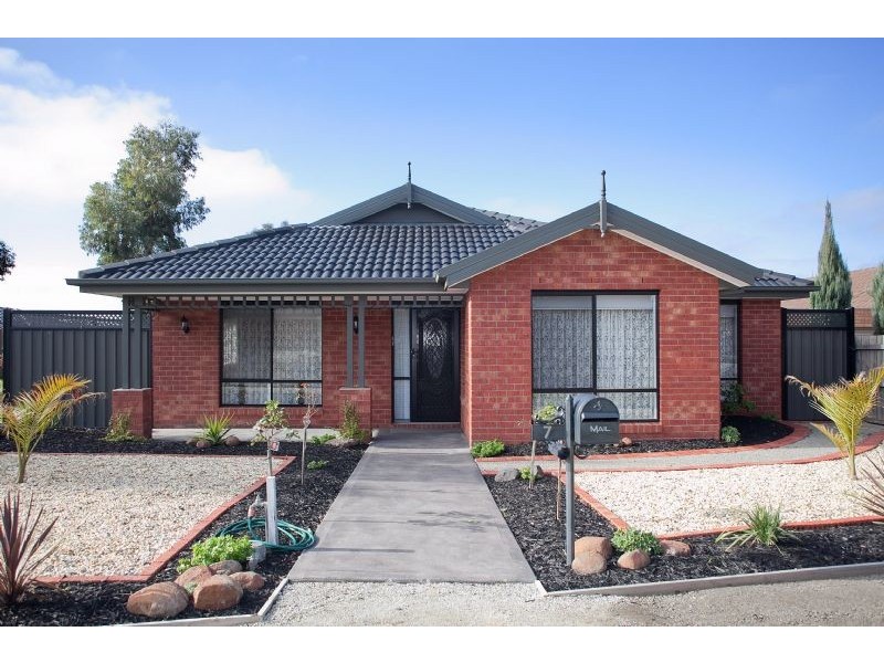 7 Chelmsford Court, Craigieburn VIC 3064