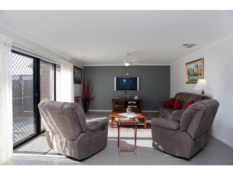 7 Chelmsford Court, Craigieburn VIC 3064