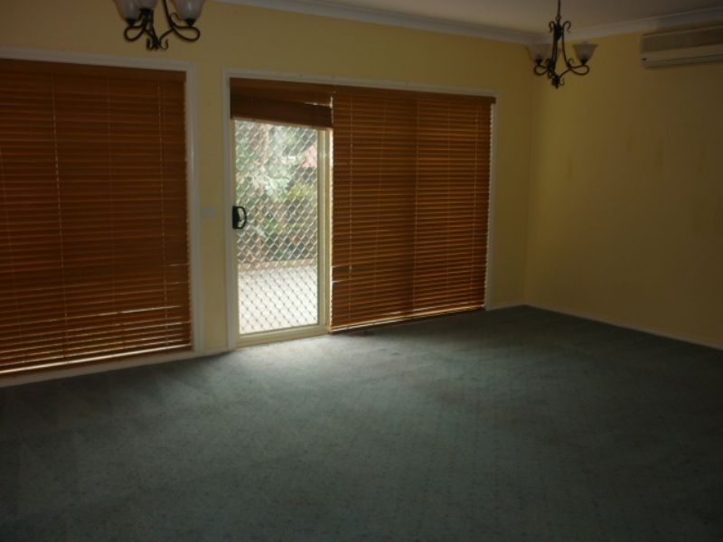 5 Greenfield Court, Craigieburn VIC 3064