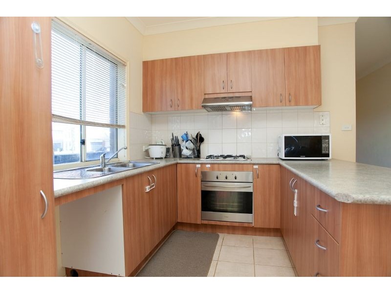 9 Ballarat Court, Craigieburn VIC 3064