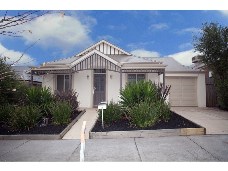 16 Earlston Place, Craigieburn VIC 3064