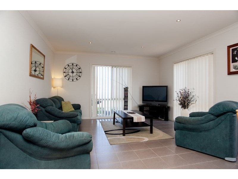 22 Flagstaff Loop, Craigieburn VIC 3064