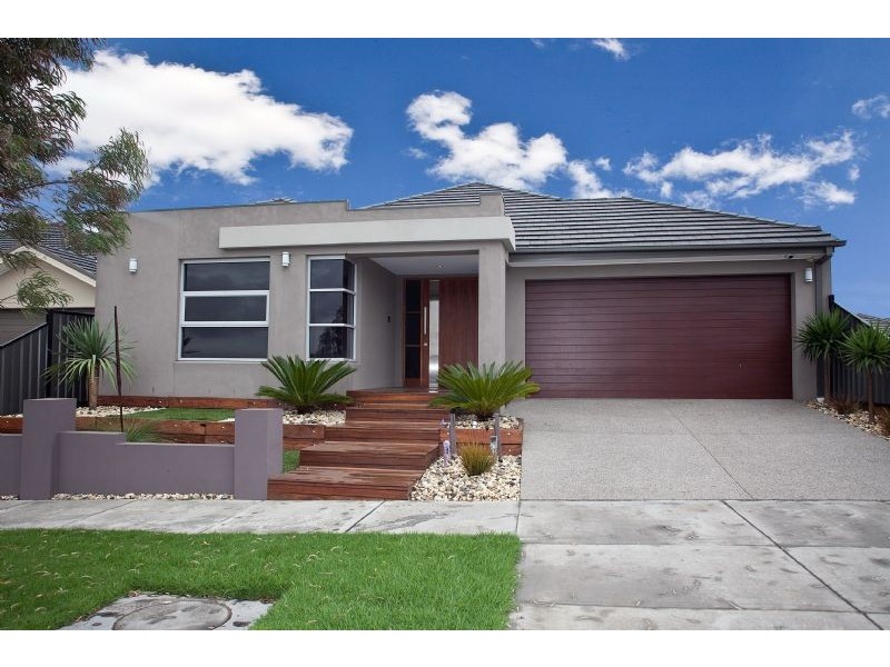 8 Habitat Drive, Craigieburn VIC 3064