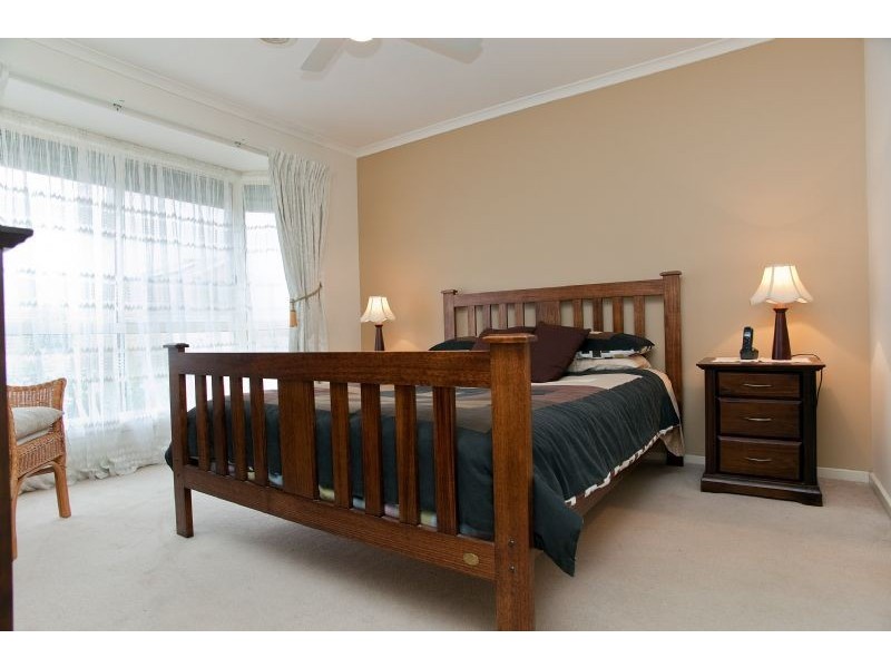 12 Willmott Drive, Craigieburn VIC 3064