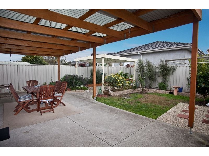 12 Willmott Drive, Craigieburn VIC 3064