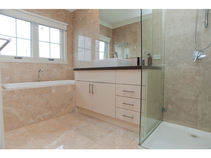 37 Royal Terrace, Craigieburn VIC 3064