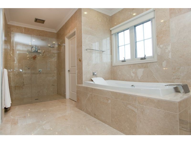 37 Royal Terrace, Craigieburn VIC 3064