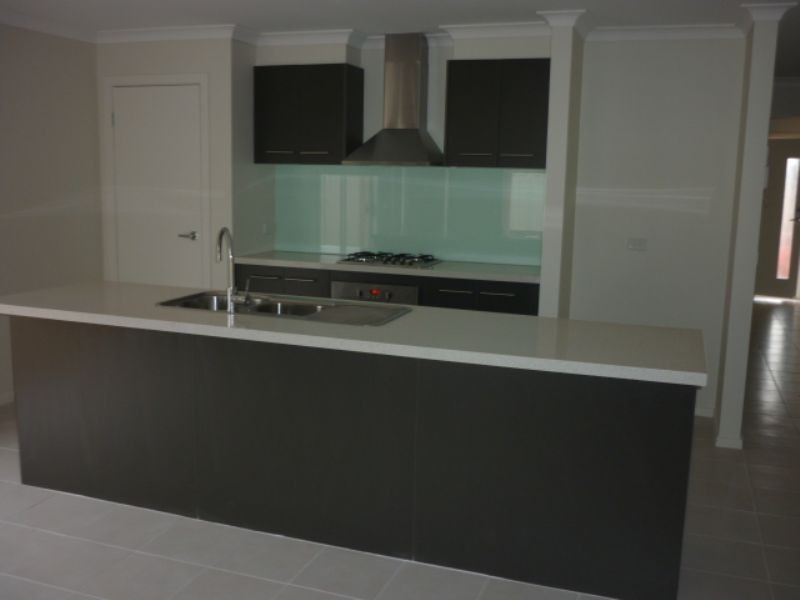 27 Cable Circuit, Craigieburn VIC 3064