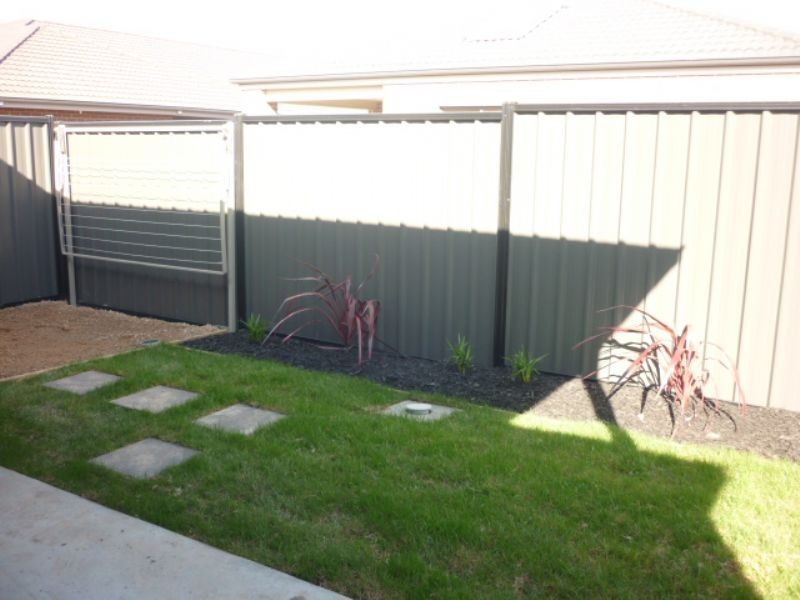 26 Powell Street, Craigieburn VIC 3064
