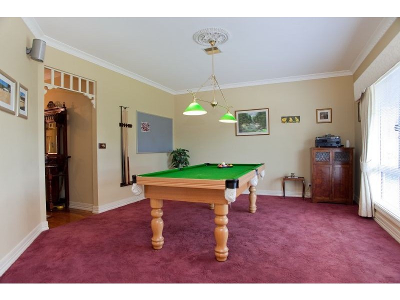 6 Sunset Court, Craigieburn VIC 3064