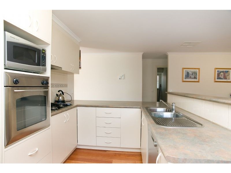 5 Banstead Nook, Craigieburn VIC 3064