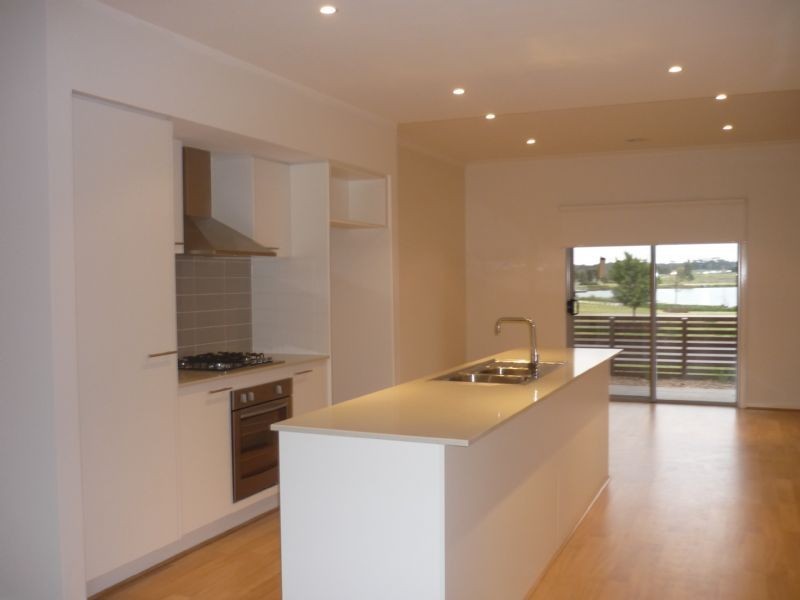 16/8 Moresby Court, Craigieburn VIC 3064