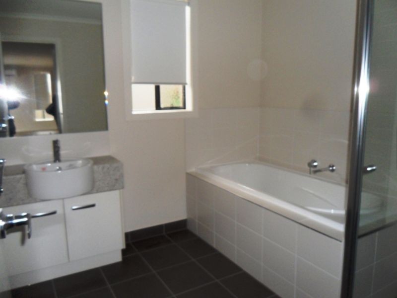 7 Pearl Drive, Craigieburn VIC 3064