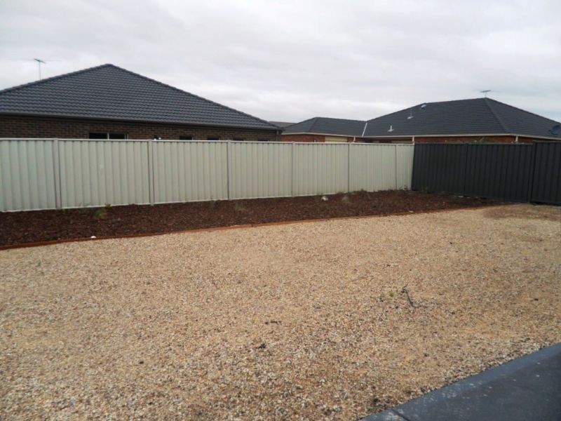 7 Pearl Drive, Craigieburn VIC 3064