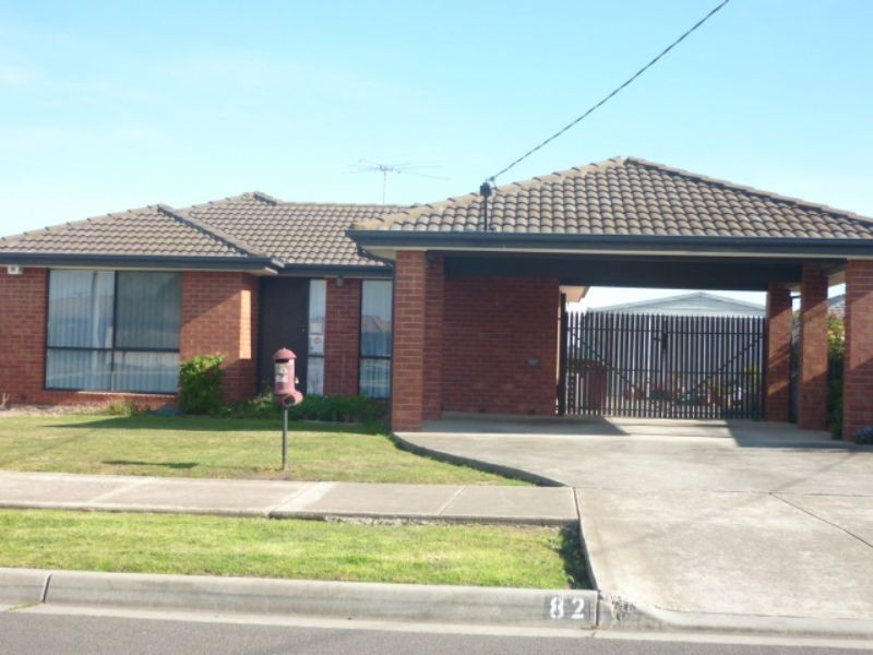 82 Banbury Crescent, Craigieburn VIC 3064