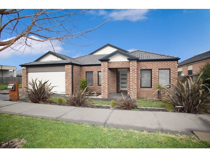 5 Osprey Place, Craigieburn VIC 3064