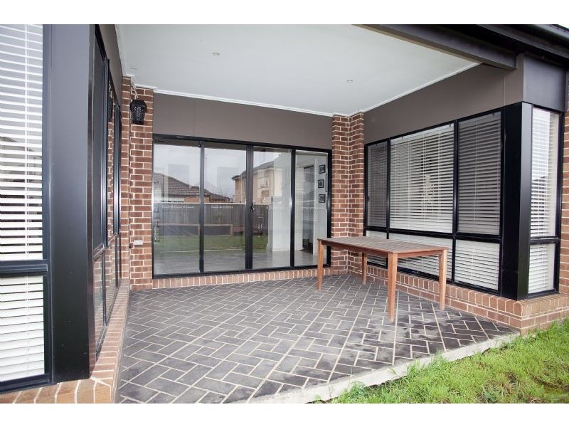 5 Osprey Place, Craigieburn VIC 3064