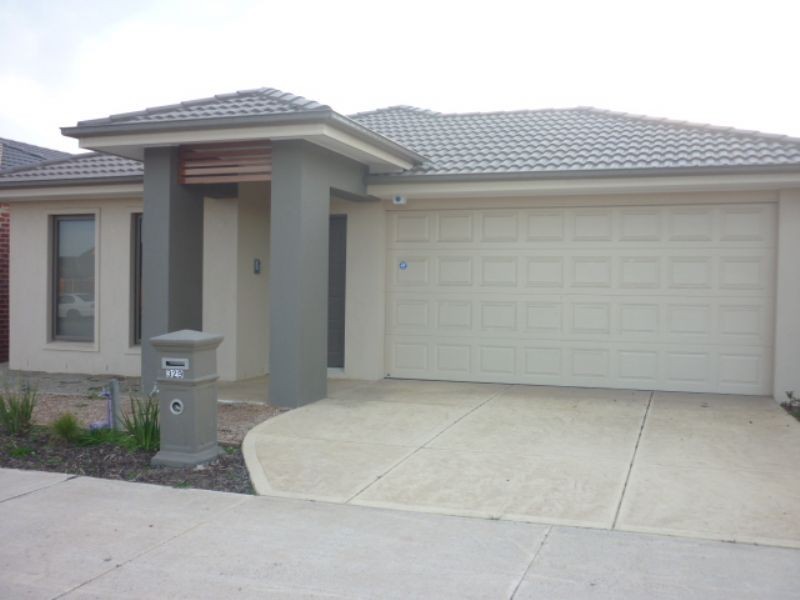 329 Waterview Blvd, Craigieburn VIC 3064