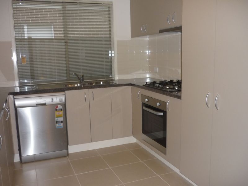 329 Waterview Blvd, Craigieburn VIC 3064