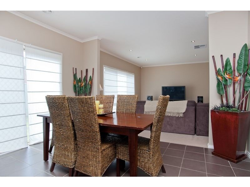 14 Princes Circuit, Craigieburn VIC 3064