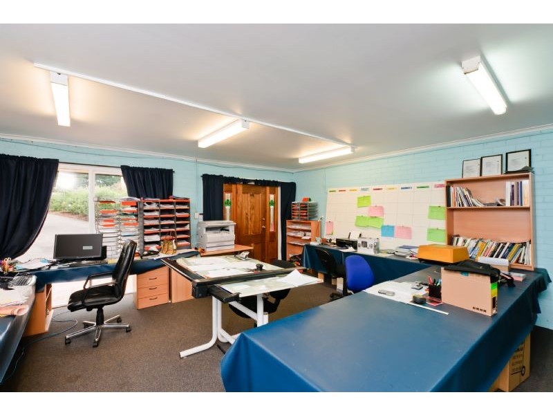 40 Bardwell Drive, Mickleham VIC 3064
