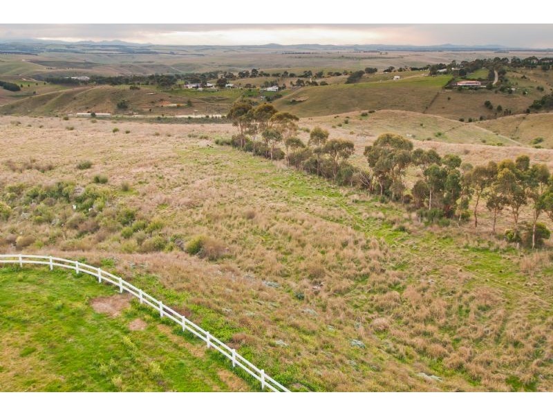 40 Bardwell Drive, Mickleham VIC 3064