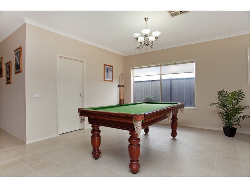 6 Crewe Lane, Craigieburn VIC 3064