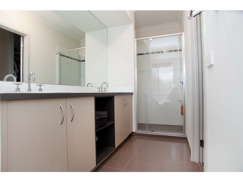 19 Ebony Circuit, Craigieburn VIC 3064