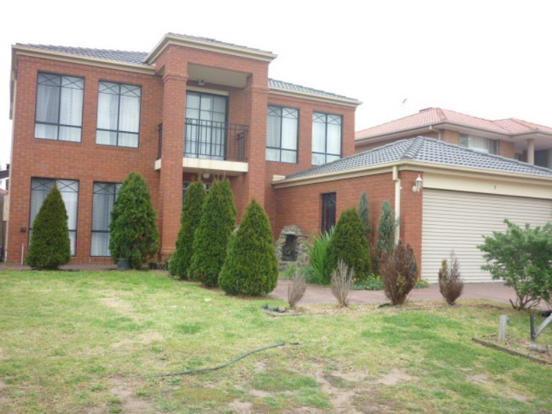 5 Hammond Place, Roxburgh Park VIC 3064