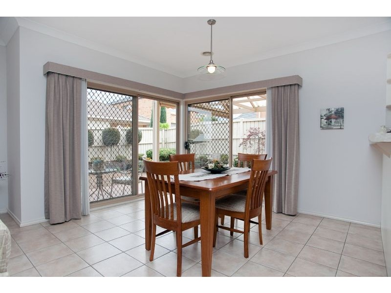 18 Garfield Way, Craigieburn VIC 3064