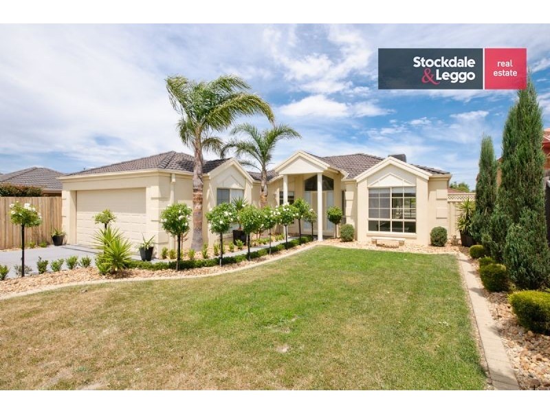 2 Bingin Place, Craigieburn VIC 3064