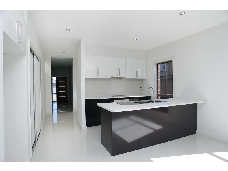80 Huntington Drive, Craigieburn VIC 3064