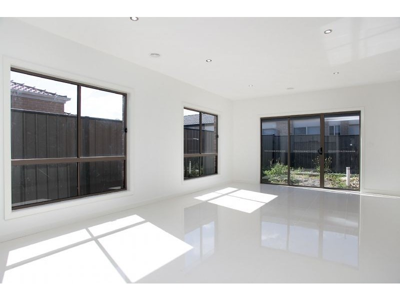 80 Huntington Drive, Craigieburn VIC 3064