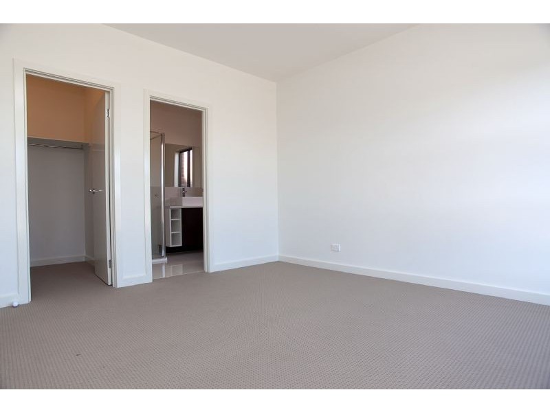 80 Huntington Drive, Craigieburn VIC 3064