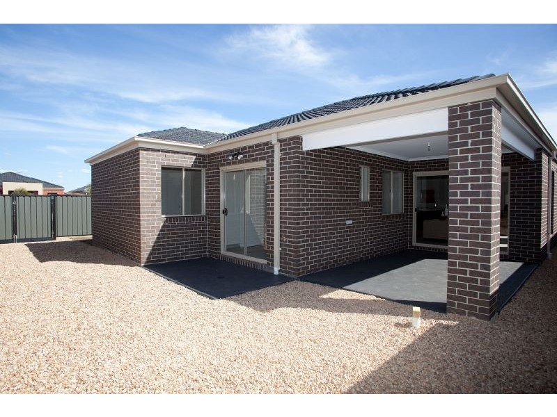 60 Bridgehaven Drive, Craigieburn VIC 3064