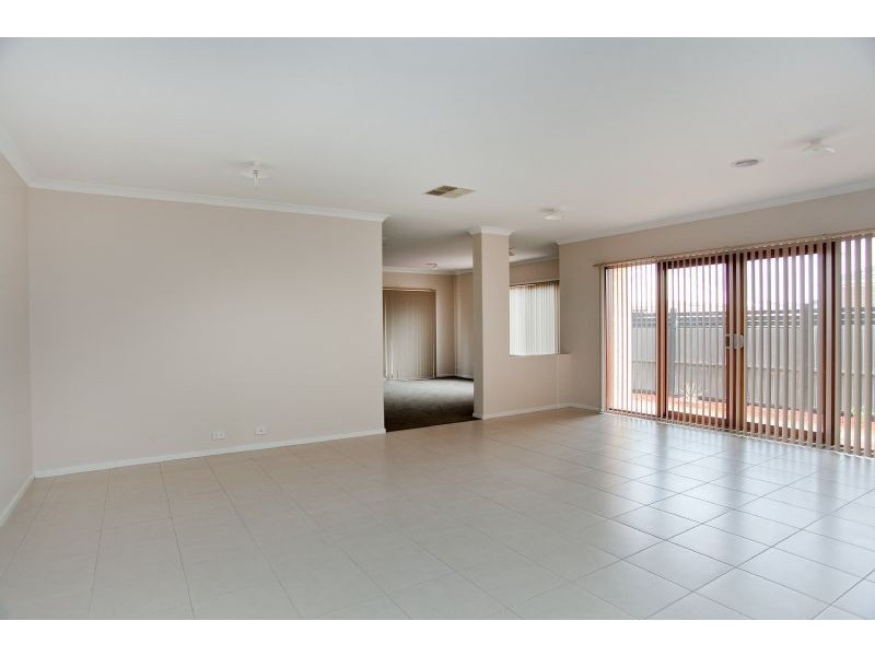 27 Wattletree Street, Craigieburn VIC 3064