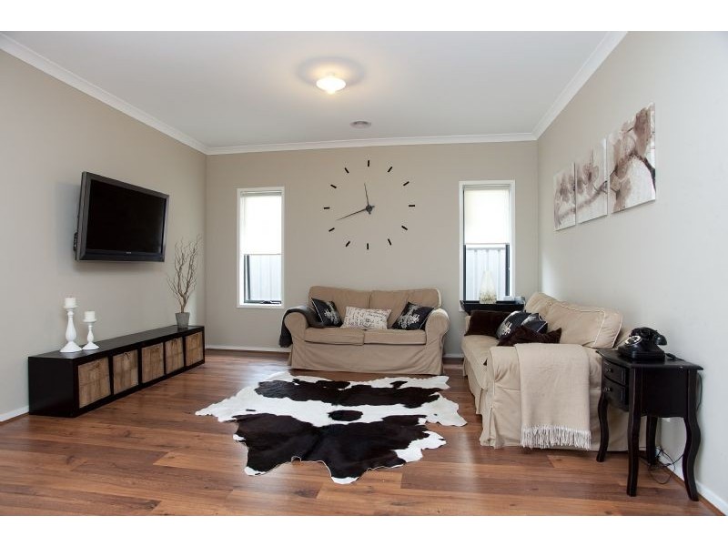 20 Grove Road, Craigieburn VIC 3064